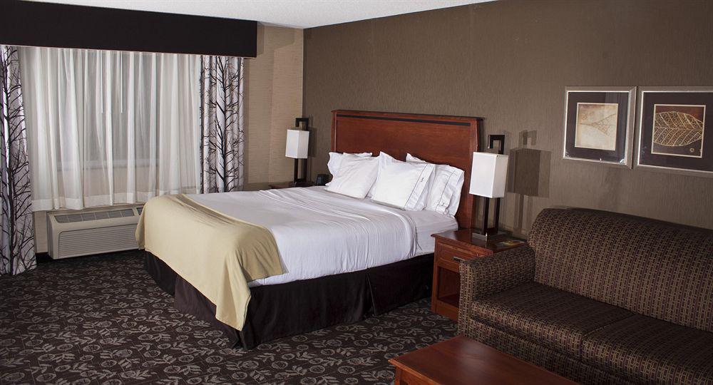 Holiday Inn Express Casper I-25 By Ihg Exterior photo