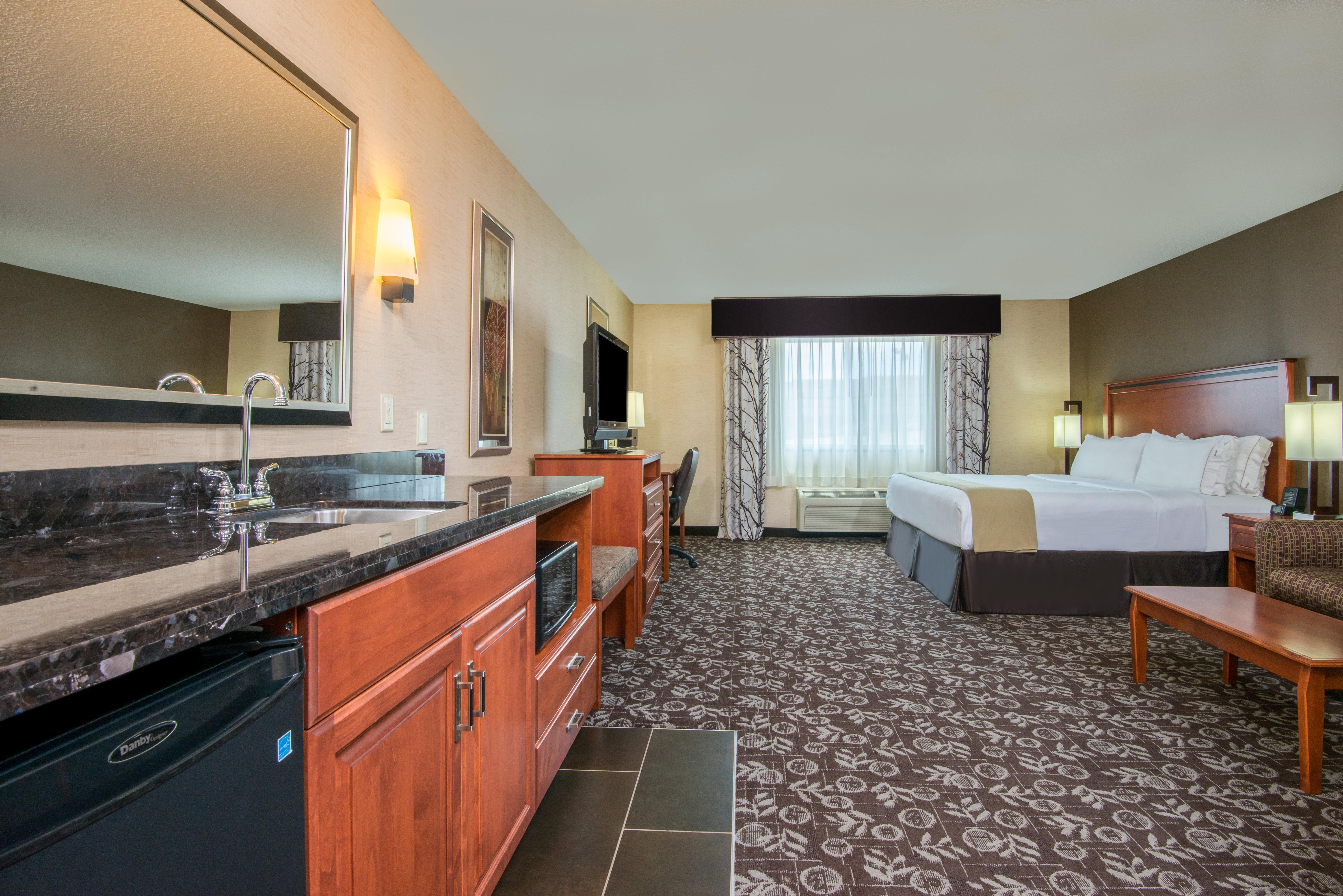 Holiday Inn Express Casper I-25 By Ihg Exterior photo