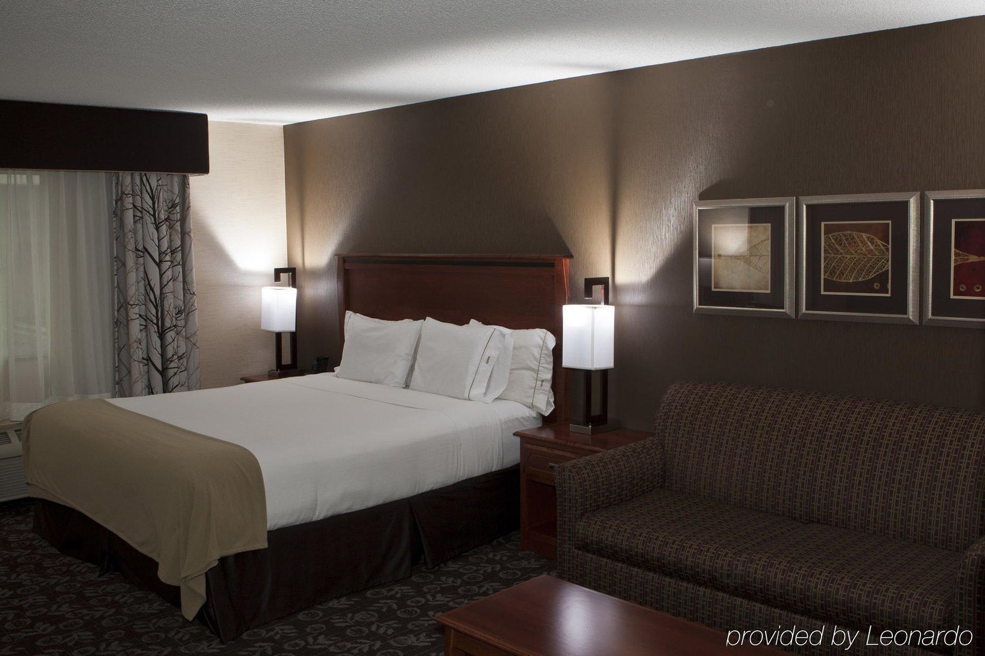 Holiday Inn Express Casper I-25 By Ihg Room photo